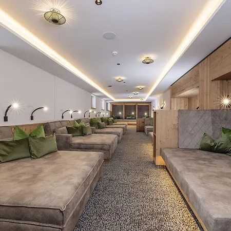 Thermal-badhotel Kirchler 4*