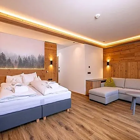 Thermal-badhotel Kirchler 4* Tux