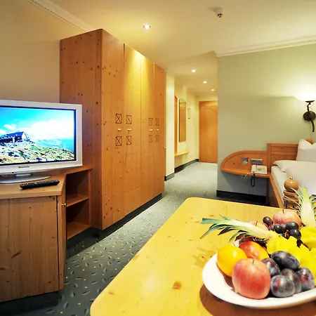 Thermal-badhotel Kirchler Tux