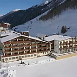 Hotel Thermal-badhotel Kirchler Tux