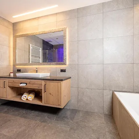 ثيرمال-بادهوتل كيرشلر فندق