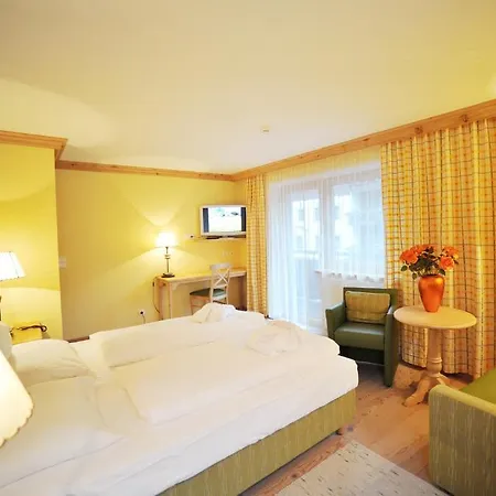 فندق ثيرمال-بادهوتل كيرشلر